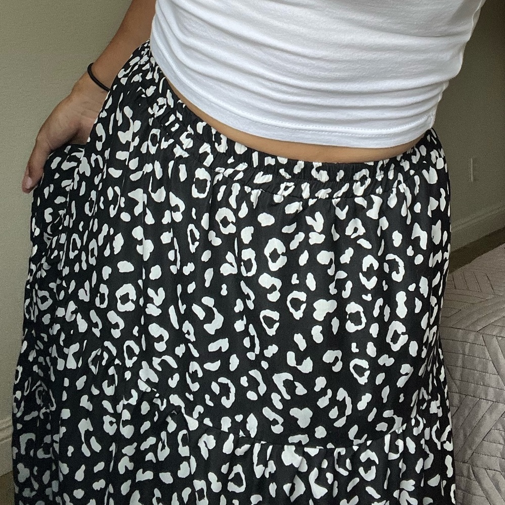 Midi Cheeta print skirt